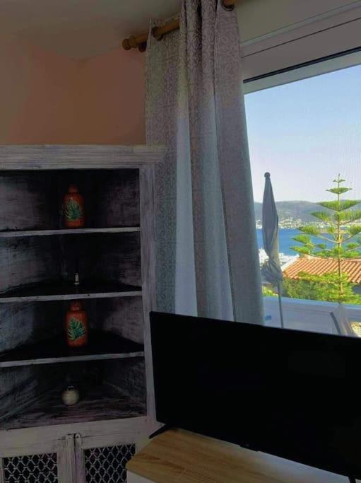 Studio With Unique View Near The Beach! Porto Rafti Exterior photo